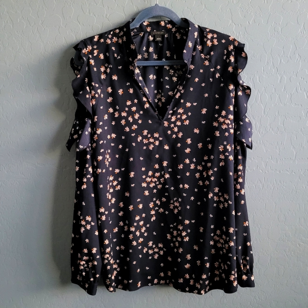 Ann Taylor Navy Blue Dandelion Cold Shoulder Ruffle Top Sz Large